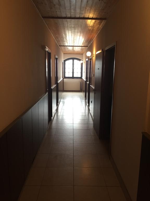 Peregrino Panzio Bed & Breakfast Budaors Ngoại thất bức ảnh